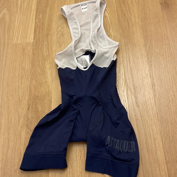 Attaquer Women’s Cycling Race Bib Short Navy Reflective Tonal Logo - Picture 3 of 3